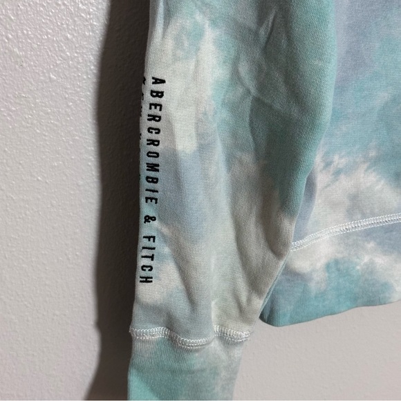 Abercrombie Kids Girls Full Zip Up Blue Tie Dye Jacket size 9/10. - Picture 6 of 8